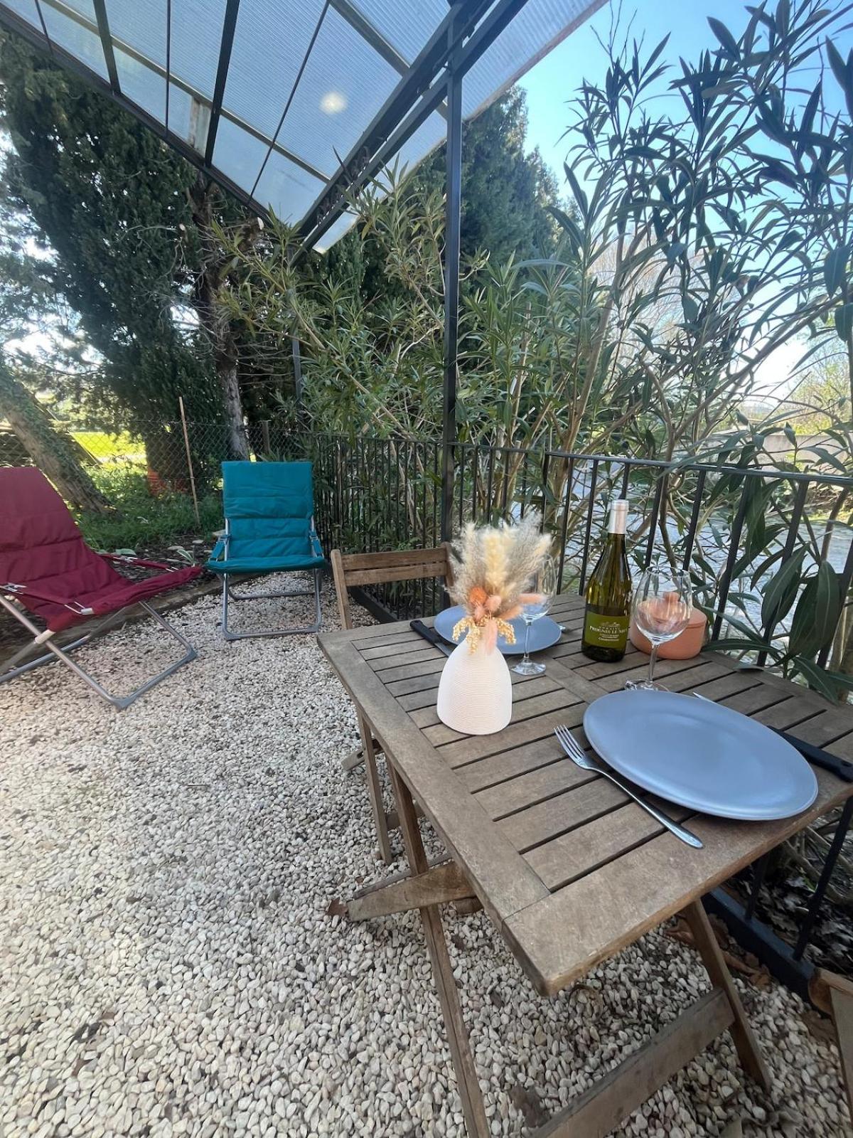 Studio Cosy Avec Climatisation Et Terrasse Malataverne 外观 照片